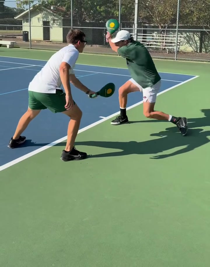 Backhand & contact source footage
